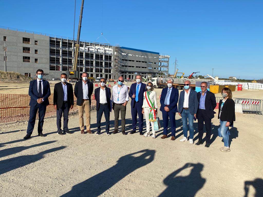 P3 Logistic Parks develops 189,000 m² multi-storey warehouse according to the most innovative trends in sustainability 
