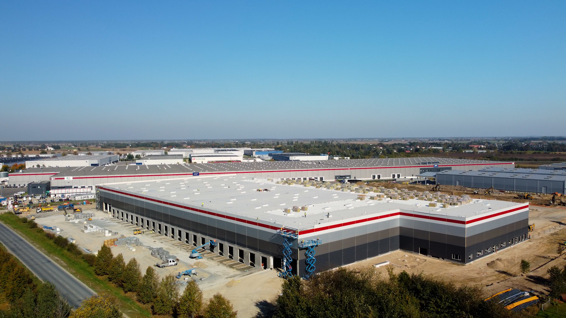 Almost 40,000 m2  in the P3 Błonie park for companies representing home furnishing sector